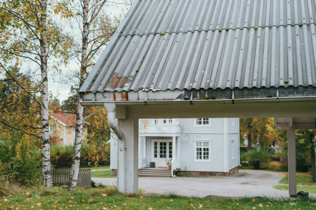 pl ttak p villa underh ll vanliga skador och n r det r dags att renovera